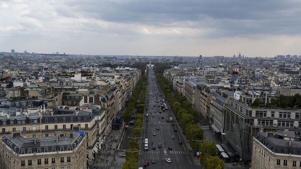 Les Champs-Élysées  - Sputnik Afrique