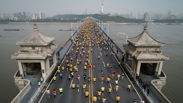 le marathon de Wuhan en 2018 - Sputnik Afrique