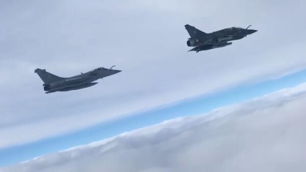 Un Rafale et un Mirage français au-dessus de la mer Noire - Sputnik Afrique