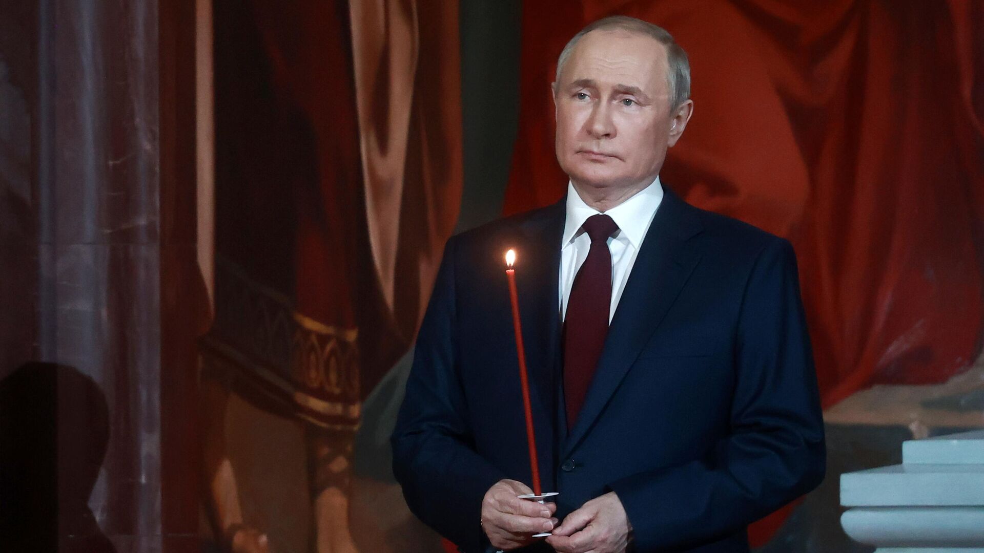 Russian President Vladimir Putin attending the midnight Easter service at the Cathedral of Christ the Savior in Moscow. April 24, 2022. Russian President Vladimir Putin attending the midnight Easter service at the Cathedral of Christ the Savior in Moscow. April 24, 2022. - Sputnik Africa, 1920, 16.04.2023