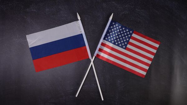 Russian, US flags - Sputnik Africa