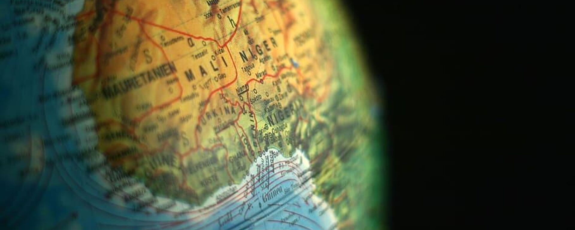 African continent on the globe - Sputnik Africa, 1920, 20.03.2025