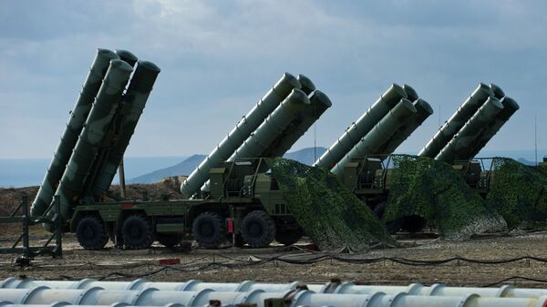 Système de missiles sol-air russe S-400 Triumph (archive photo) - Sputnik Afrique