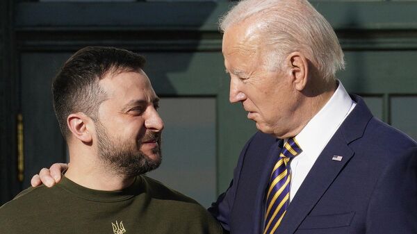 US President Joe Biden and Zelensky - Sputnik Africa