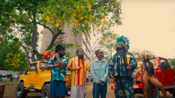 Morgan Heritage and Shatta Wale (third). - Sputnik Africa