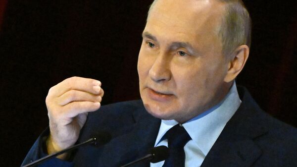 Russian President Vladimir Putin speaks during a meeting with members of the new Russian Public Chamber at the Central Museum of the Great Patriotic War in Moscow, Russia, on Friday, November 3, 2023. - Sputnik Africa