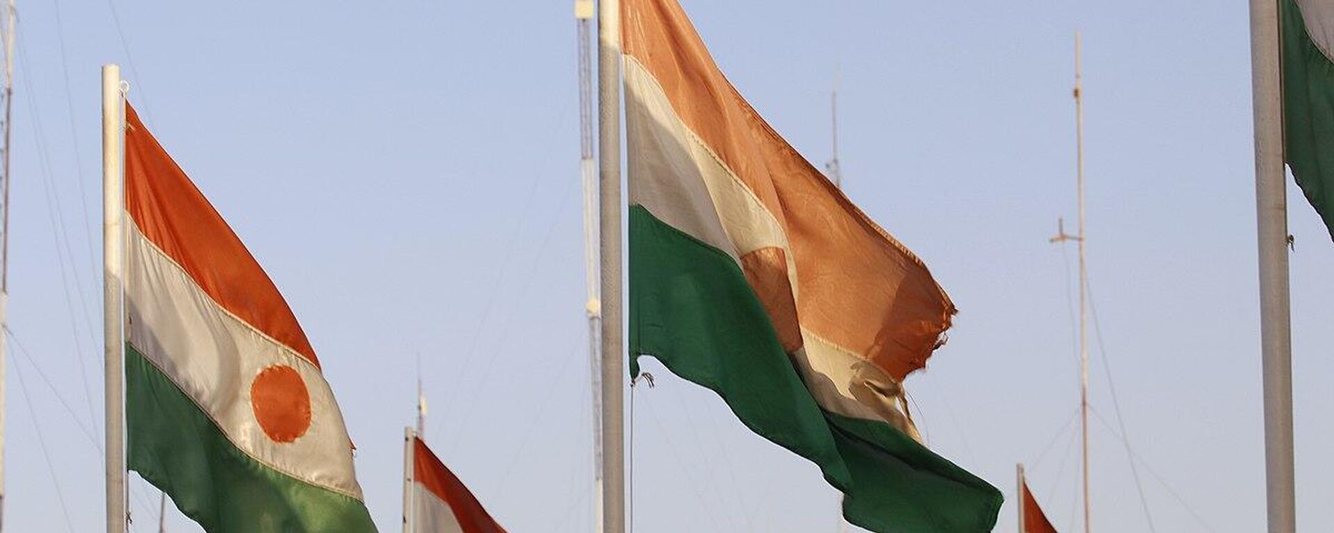 Nigerien flags - Sputnik Africa, 1920, 13.04.2024
