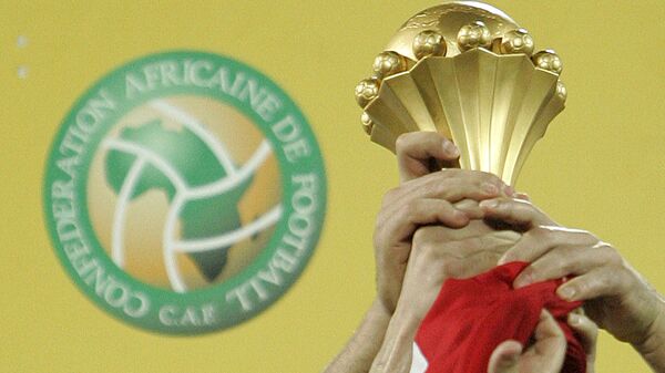 Egyptian hands lift the cup after winning the 2008 African Cup of Nations soccer tournament in Accra, Sunday, Feb. 10, 2008. Egypt defeated Cameroon 1-0 in the final. - Sputnik Africa