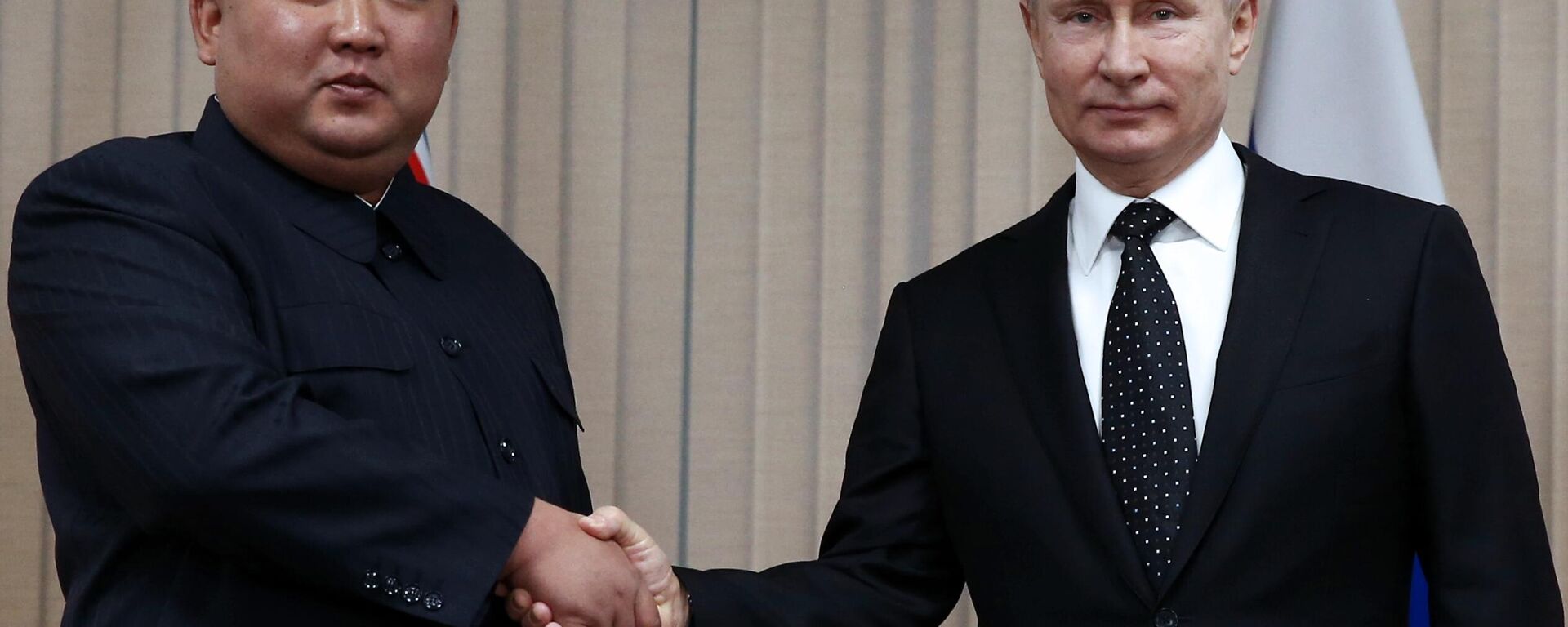 April 25, 2019, Russian President Vladimir Putin and Chairman of the State Council of the Democratic People's Republic of Korea Kim Jong Un (left) during a meeting on the FEFU campus in Vladivostok. - Sputnik Africa, 1920, 18.06.2024