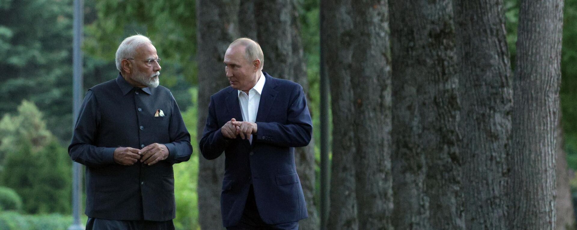 Russian President Vladimir Putin and Indian Prime Minister Narendra Modi walk following their meeting at the Novo-Ogaryovo state residence, outside Moscow, Russia, on Monday, July 8, 2024. - Sputnik Africa, 1920, 09.07.2024