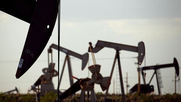 Puits d'hydrocarbures, image d'illustration - Sputnik Africa
