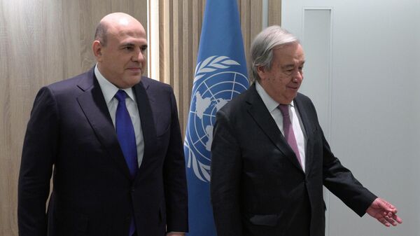 Mikhaïl Michoustine (à gauche) et Antonio Guterres  - Sputnik Afrique
