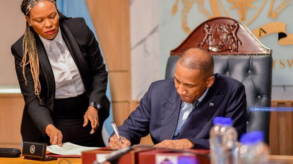 The President of Botswana Duma Boko has signed the Agreement to amend the SADC Treaty establishing the SADC Parliamentary Forum.  - Sputnik Africa