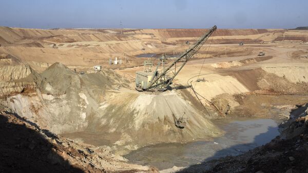 A view of an ilmenite open pit mine in a canyon in the central region of Kirovograd, Ukraine, Wednesday, Feb. 12, 2025 - Sputnik Africa