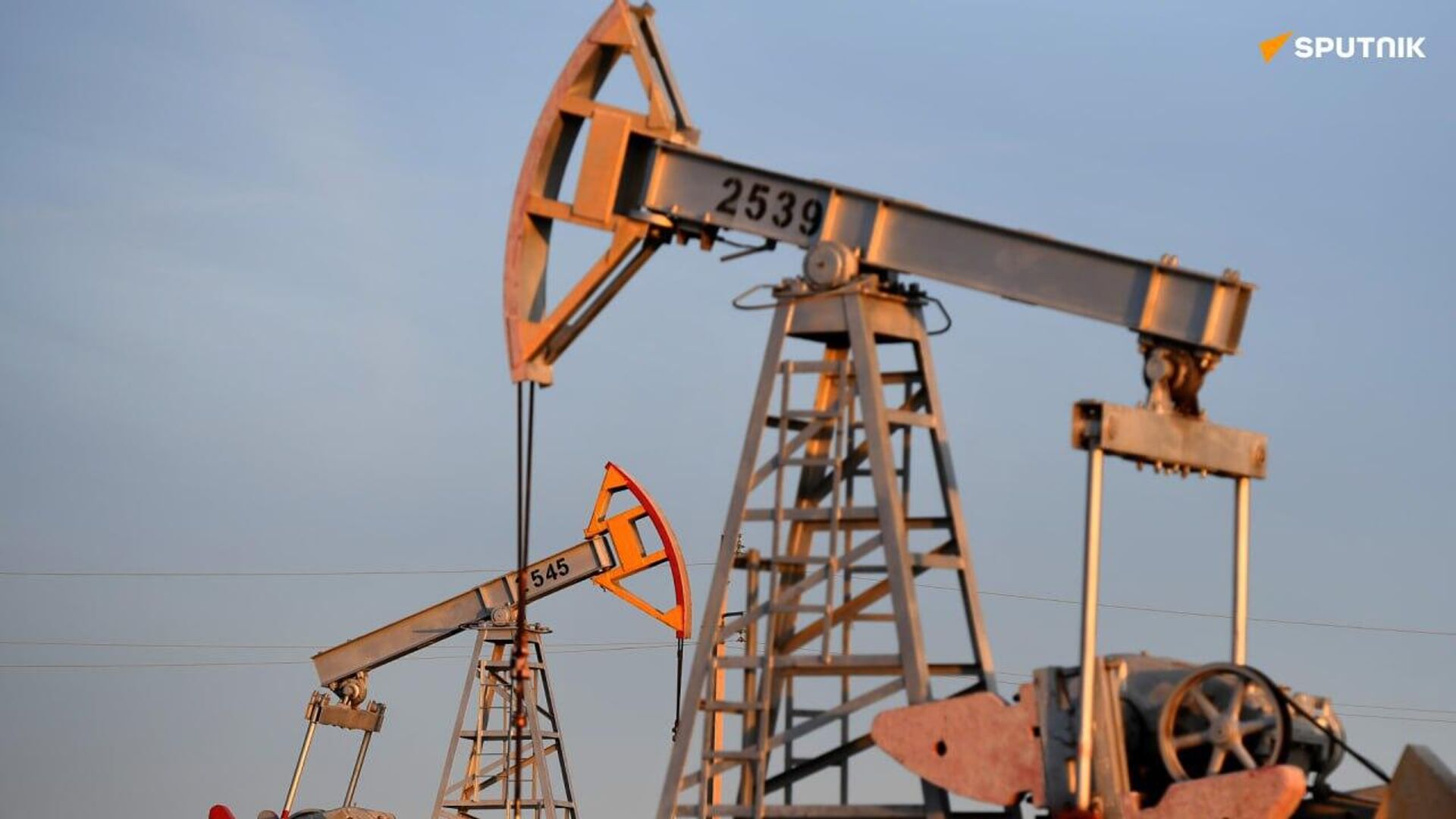 Russia to Redirect Hydrocarbon Imports to Friendly Countries Russia to Redirect Hydrocarbon Imports to Friendly Countries - Sputnik Africa, 1920, 14.04.2025