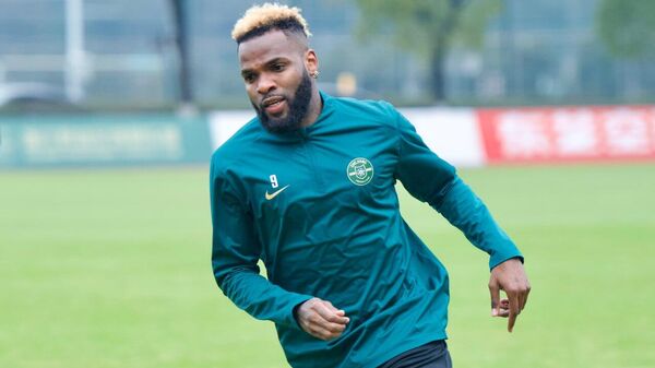 Gabon Striker Boupendza Dies After Falling in China at 28, National Football Federation Reports - Sputnik Africa