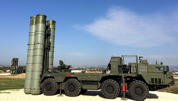Un système de missiles sol-air S-40O Triumph - Sputnik Afrique