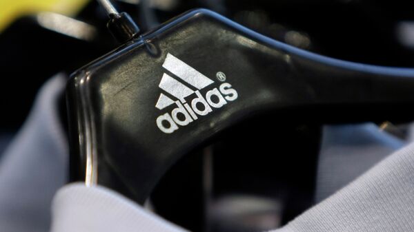Adidas logo - Sputnik Afrique