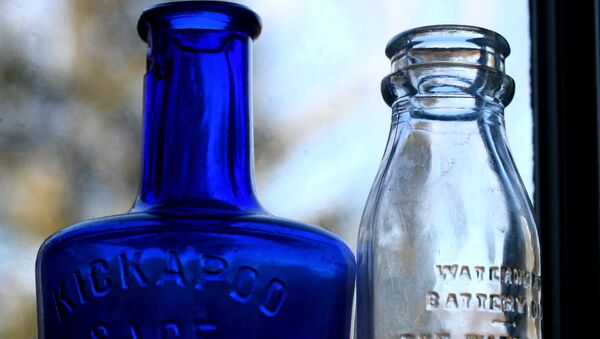 Des bouteilles en verre - Sputnik Afrique