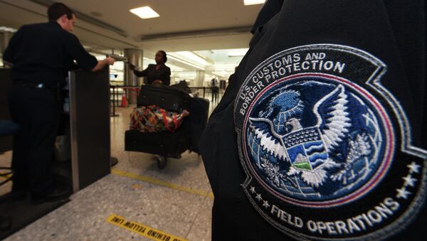 US Customs and Border Protection Officer - Sputnik Afrique