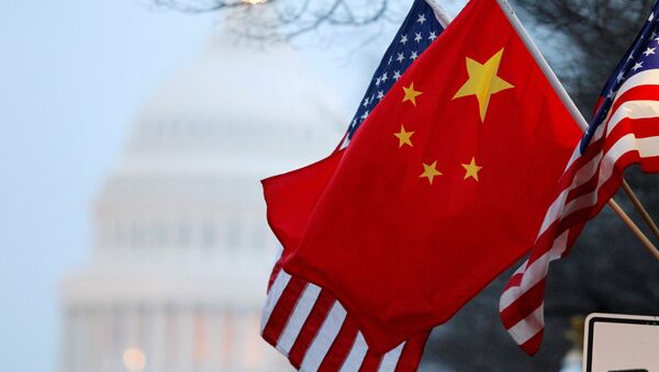 Drapeaux de la Chine et des USA - Sputnik Afrique