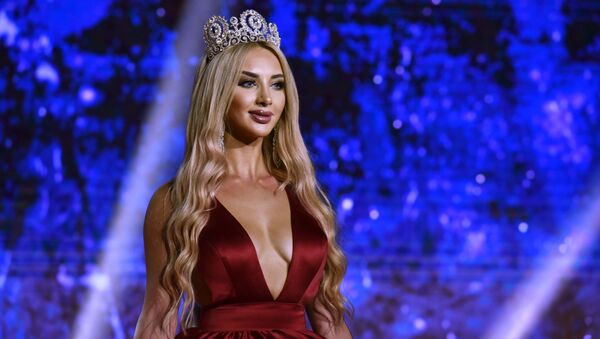 Les finalistes et la gagnante du concours de beauté Miss CEI 2018 - Sputnik Afrique