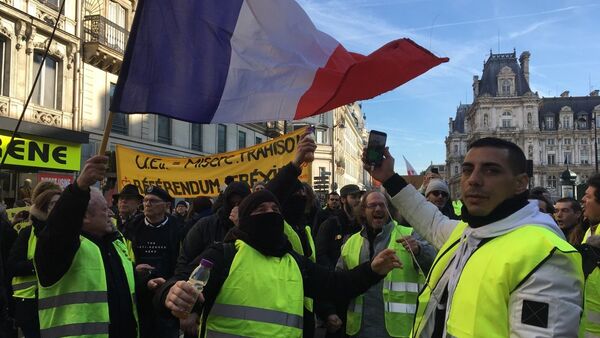 «Grève générale»: mobilisation nationale de la CGT et des Gilets jaunes à Paris, le 5 février 2019 - Sputnik Afrique